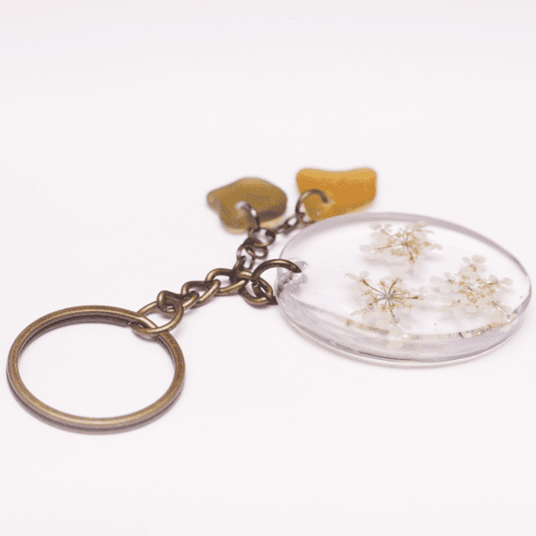 Keychain White Flowers / Green Glass / Yellow Glass - Image 3