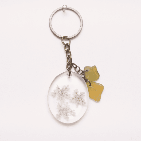 Keychain White Flowers / Green Glass / Yellow Glass - Image 2