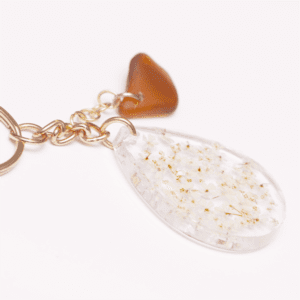 Keychain White Flowers / Brown Glass