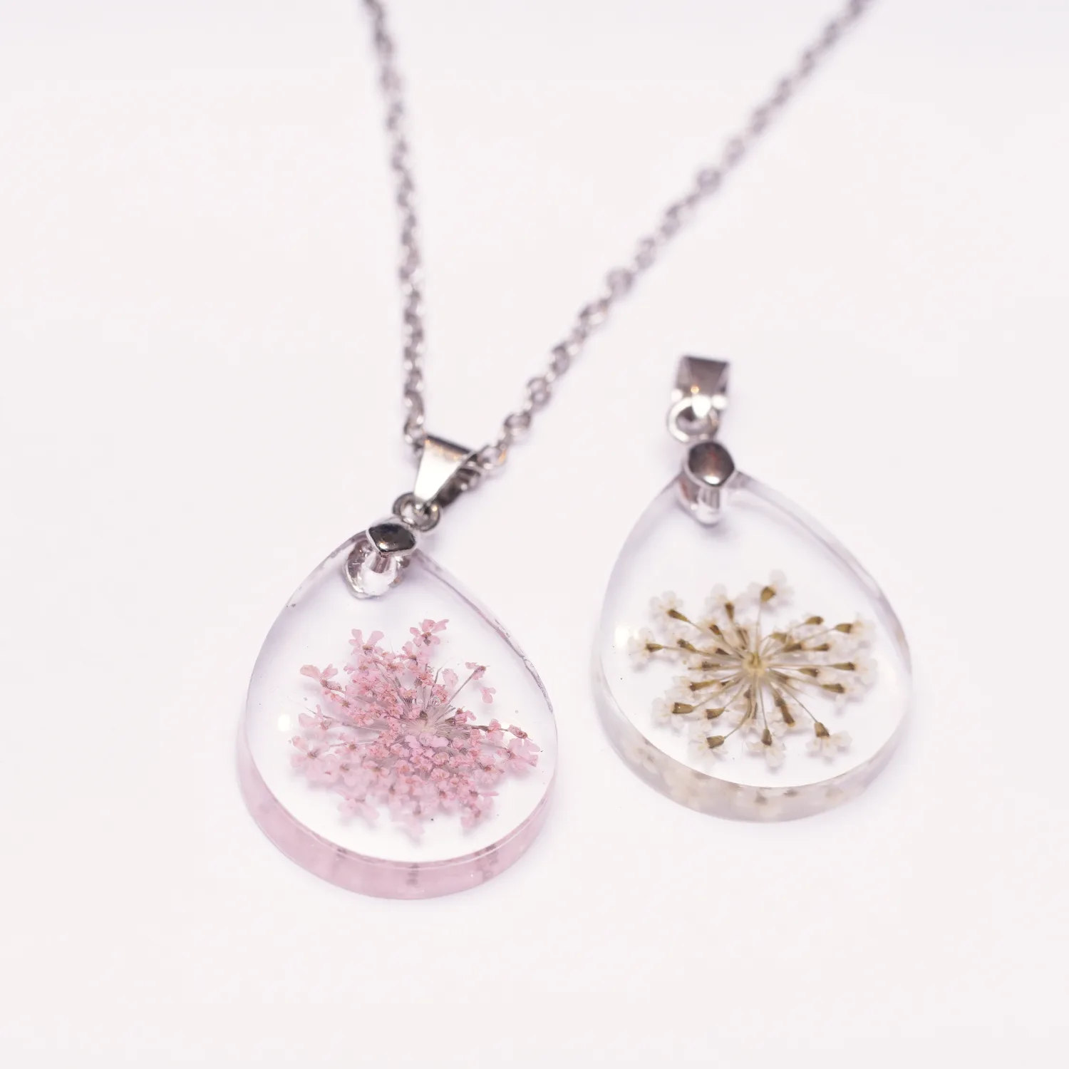 Necklace White Flowers / Pink Flowers