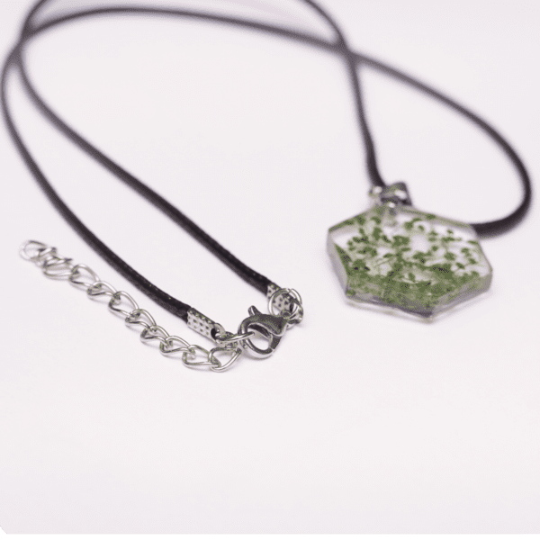 Necklace Green Flowers - Image 2